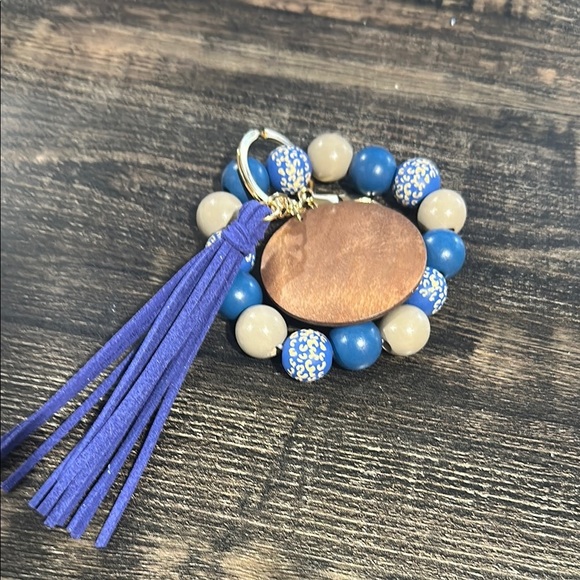 NWT Mama Wooden Beaded Bracelet Keychain with Tassel & Thick Charm Royal Blue - Picture 5 of 5